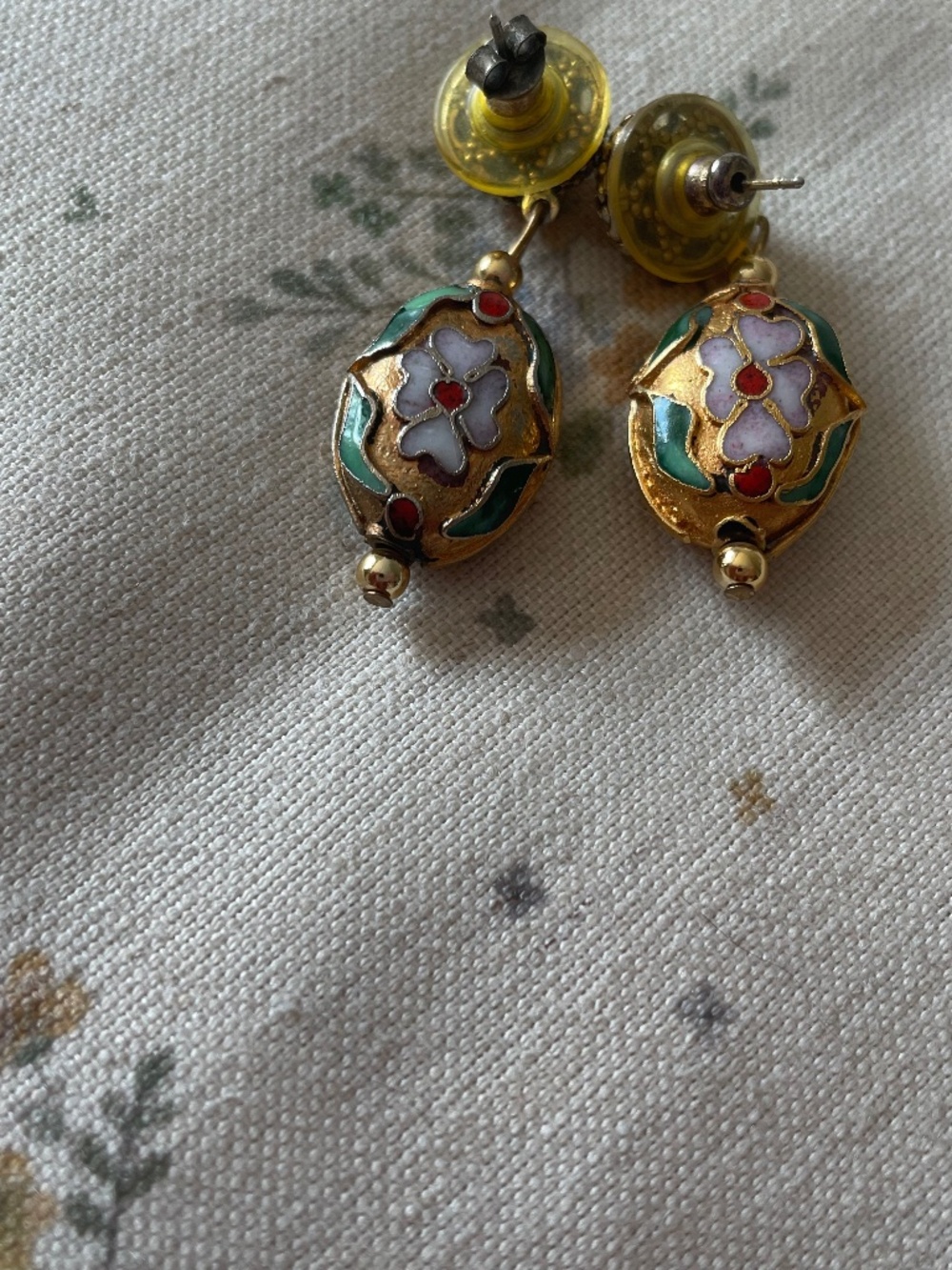 EUC Vintage Chinese Cloisonné Enamel Drop Earrings in Gilded Brass Oval Beads - Picture 4 of 7